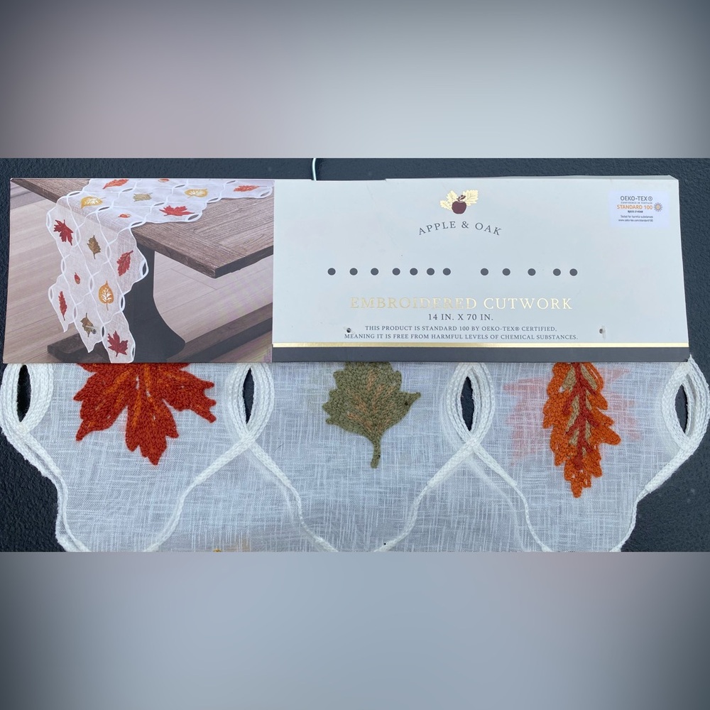 Autumn Leaf Table Runner - Picture 3 of 3